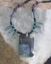 designer necklace with agate with blue and violet crystal