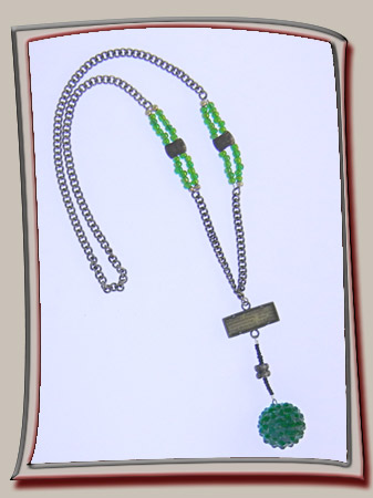 green sparkle ball necklace